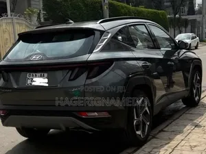 Hyundai Tucson 2023 Gray