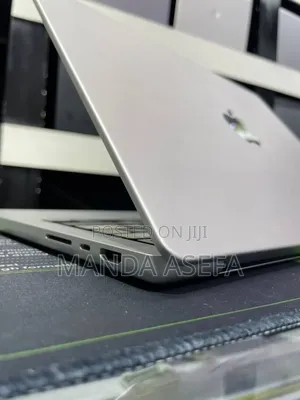 New Laptop Apple MacBook Pro 2021 M1 16GB Apple M1 Pro SSD 512GB