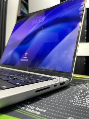 New Laptop Apple MacBook Pro 2021 M1 16GB Apple M1 Pro SSD 512GB