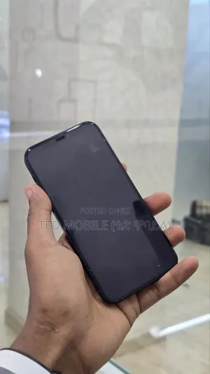 Apple iPhone 12 64 GB