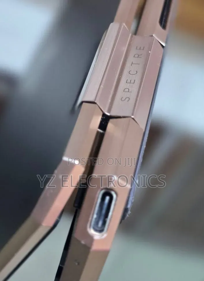 New Laptop HP Spectre 16GB Intel Core i7 SSD 1T