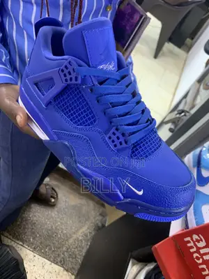 Air Jordan 4