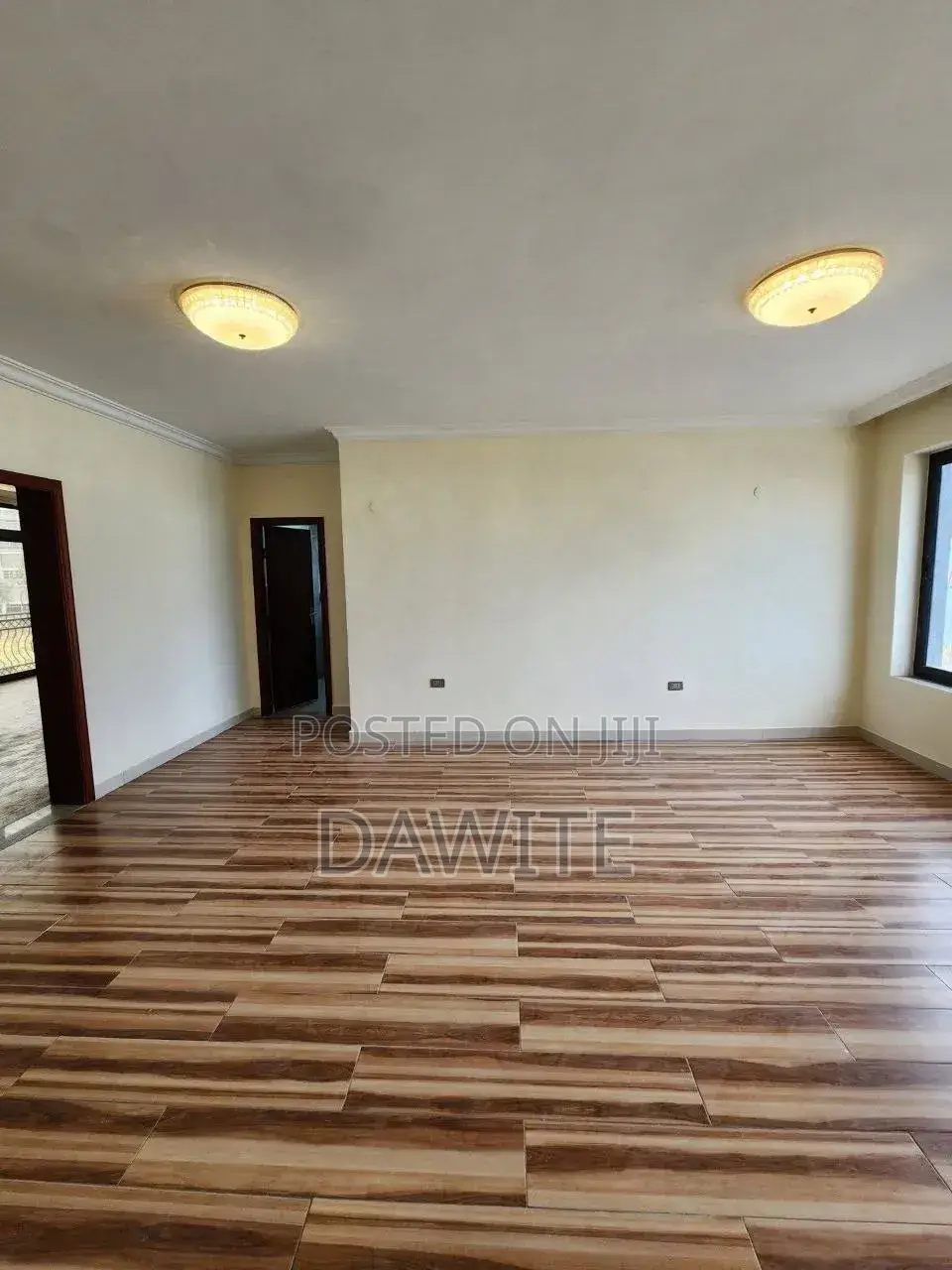 Furnished 5bdrm Apartment in የግል, Bole for sale