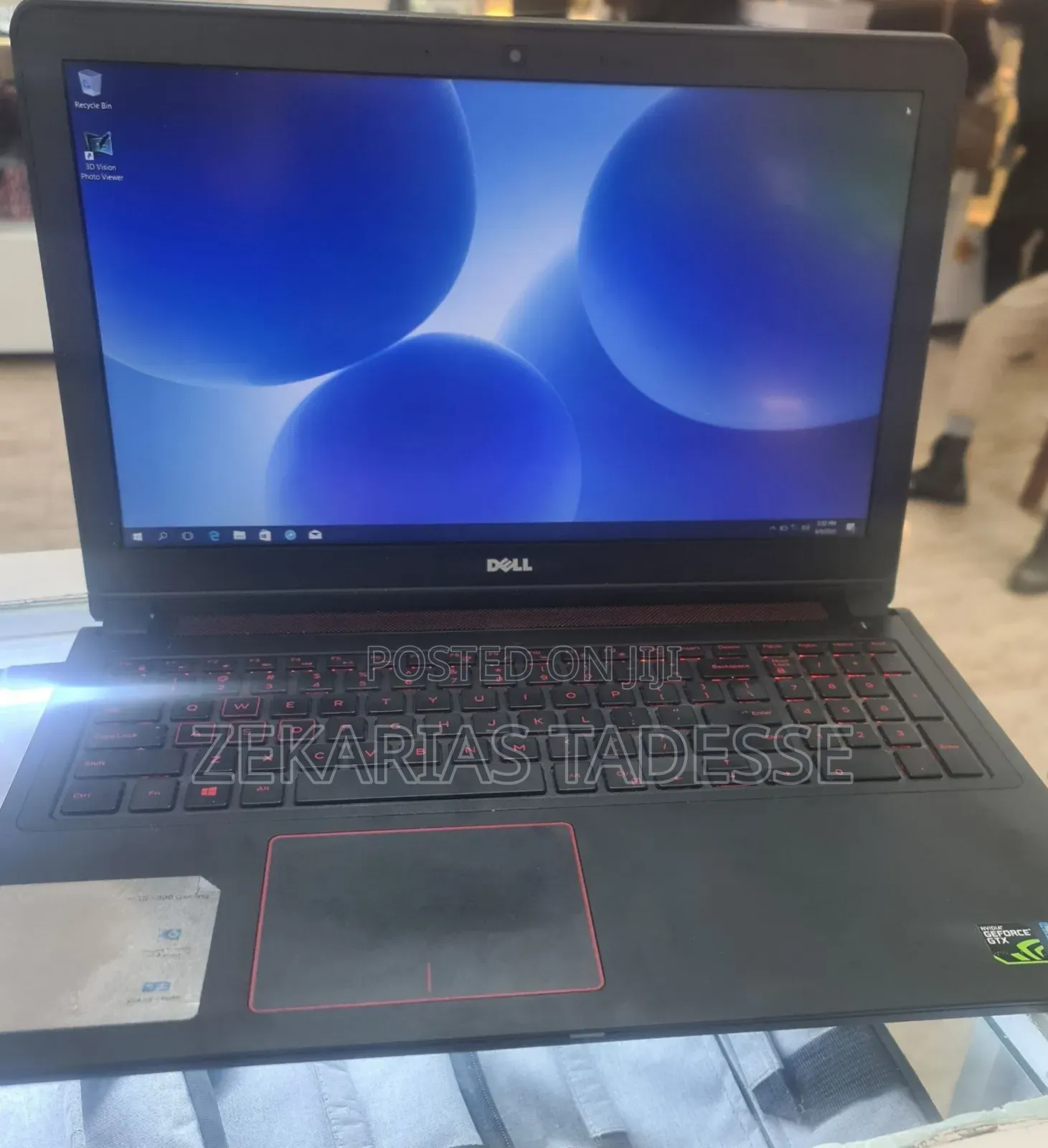 New Laptop Dell Inspiron 15 5577 8GB Intel Core i7 HDD+SSD 128GB