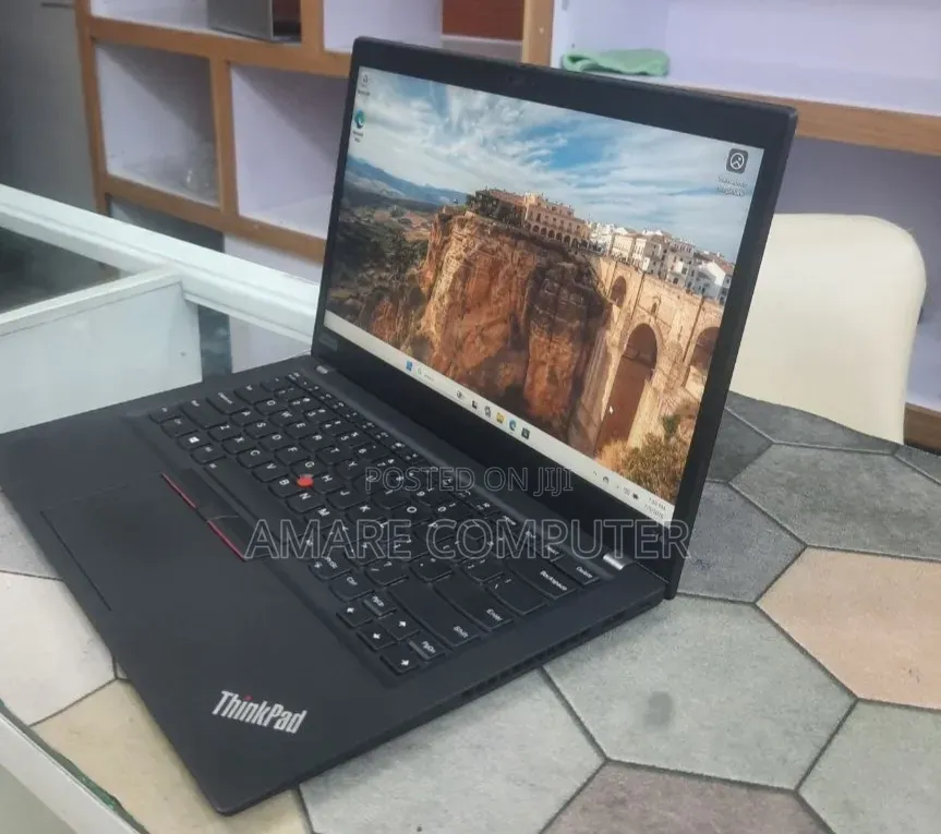 New Laptop Lenovo ThinkPad T14 16GB AMD Ryzen 5 SSD 512GB