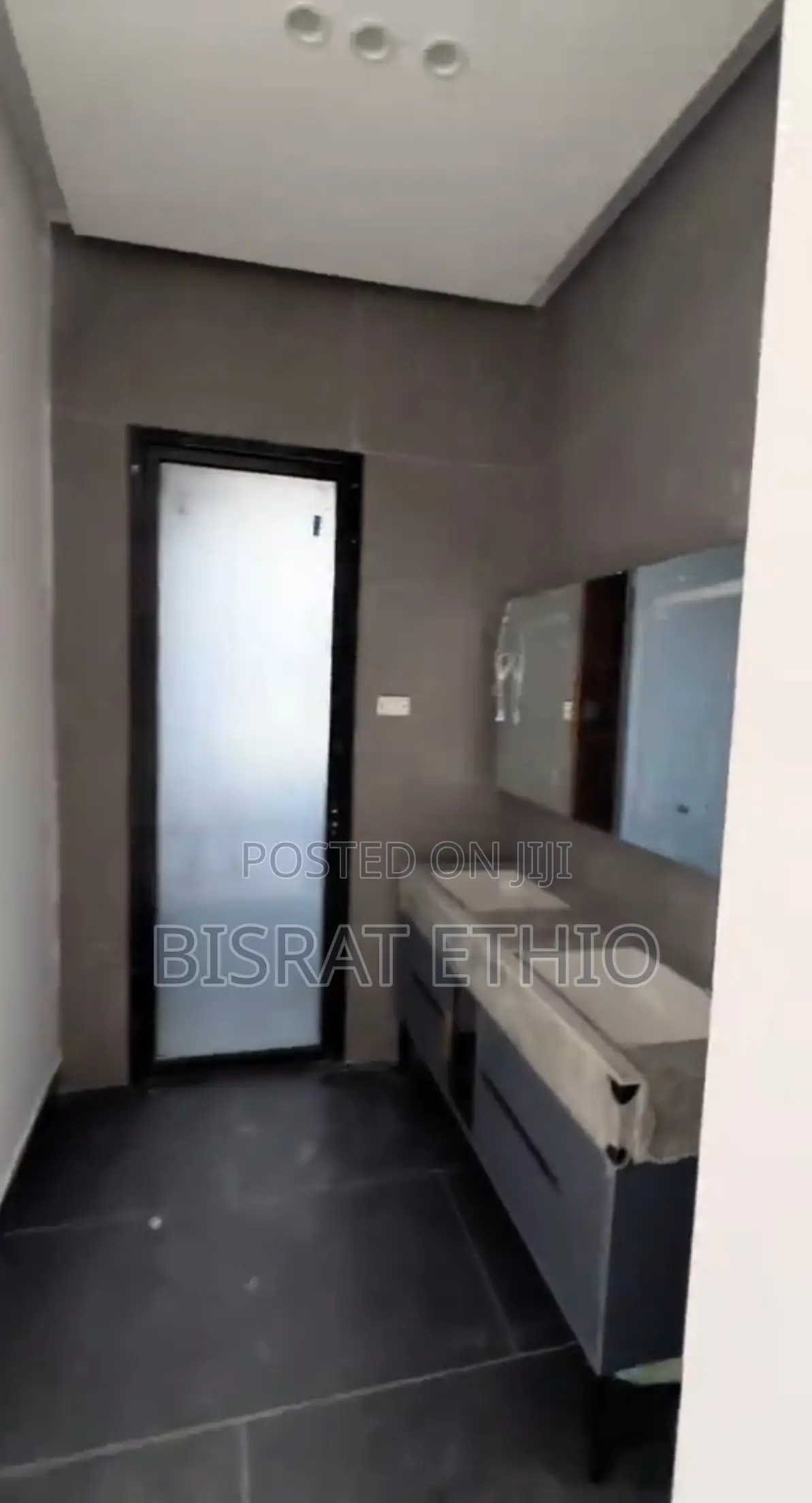 8bdrm Penthouse in Bole Luxury for sale