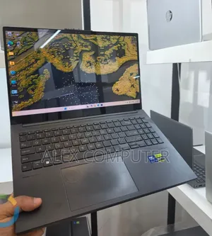 New Asus VivoBook Pro 15 N580VD 16GB Intel Core Ultra 9 SSD 512GB
