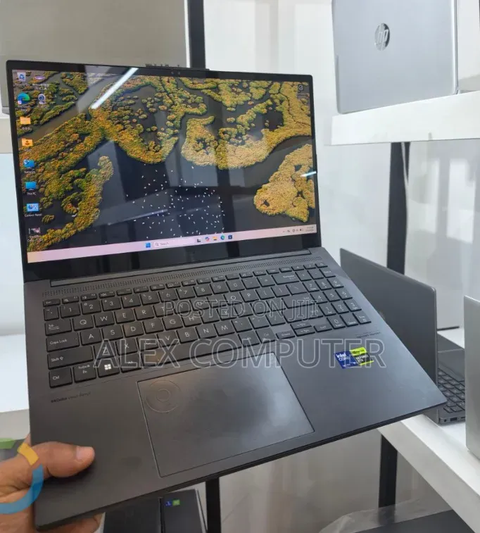New Asus VivoBook Pro 15 N580VD 16GB Intel Core Ultra 9 SSD 512GB