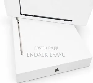 New Laptop Apple MacBook Air 16GB Apple M5 SSD 512GB