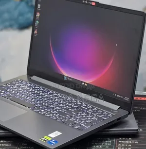 New Laptop Lenovo LOQ 15ARP9 16GB Intel Core i5 SSD 512GB
