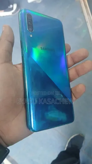 Samsung Galaxy A30s 128 GB Blue