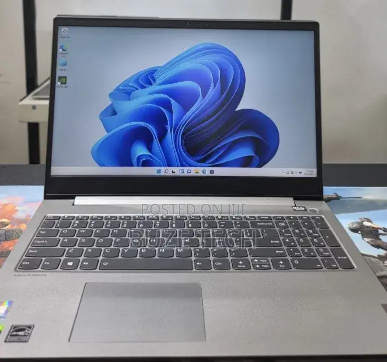 New Laptop Lenovo ThinkBook 15 16GB Intel Core i5 SSD 512GB