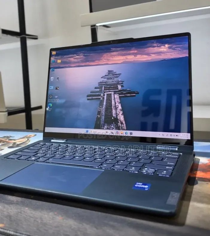 New Laptop Lenovo Yoga 7i 16GB Intel Core i7 SSD 512GB