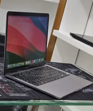 New Laptop Apple MacBook Pro 2020 M1 16GB Apple M1 Pro SSD 512GB