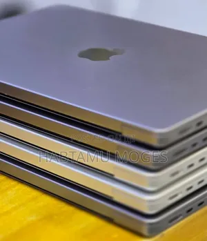 New Laptop Apple MacBook Pro 2021 M1 16GB Apple M1 Pro SSD 512GB