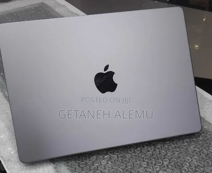 New Laptop Apple MacBook Pro 2021 M1 32GB Apple M1 Pro SSD 512GB