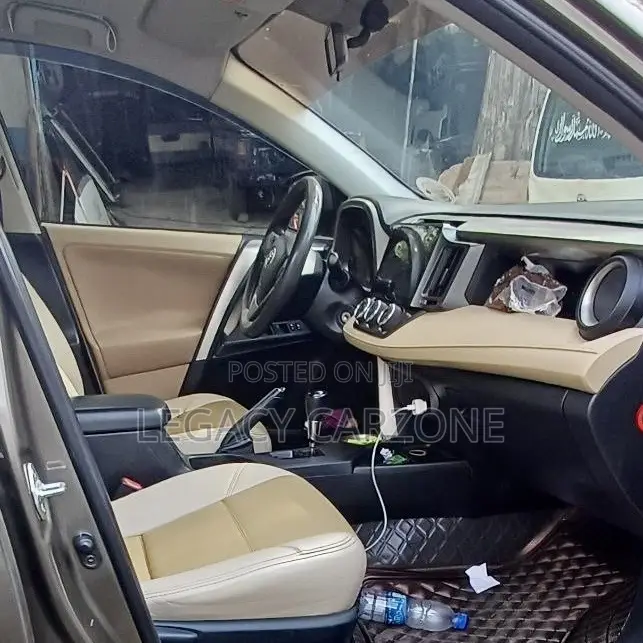 Toyota RAV4 2013 Brown
