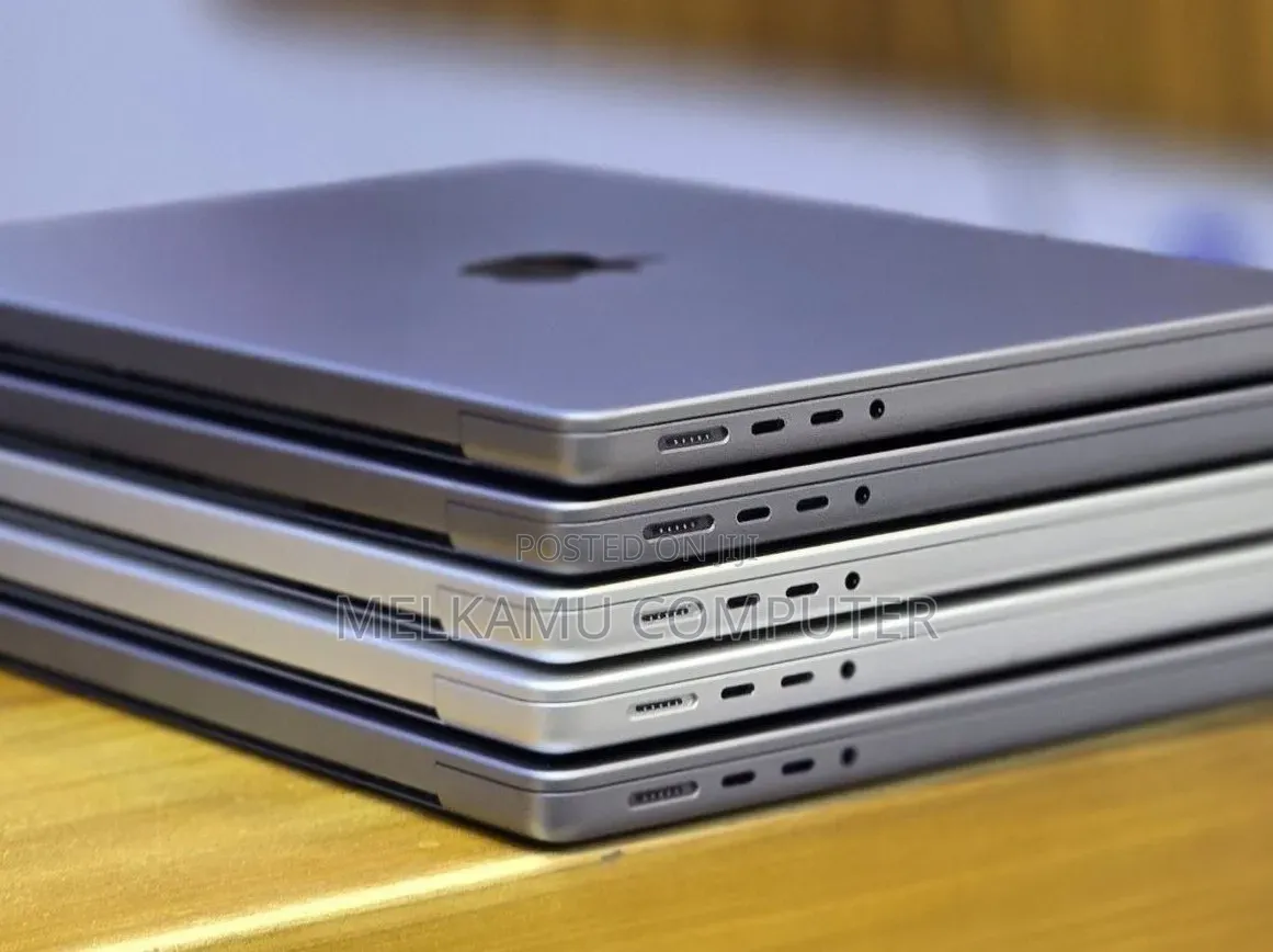 New Laptop Apple MacBook Pro 2021 M1 16GB Apple M1 Pro SSD 512GB