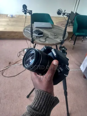 77d Canon Camera