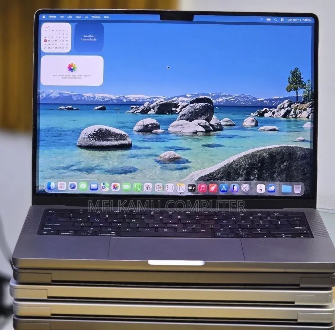 New Laptop Apple MacBook Pro 2021 M1 16GB Apple M1 Pro SSD 512GB