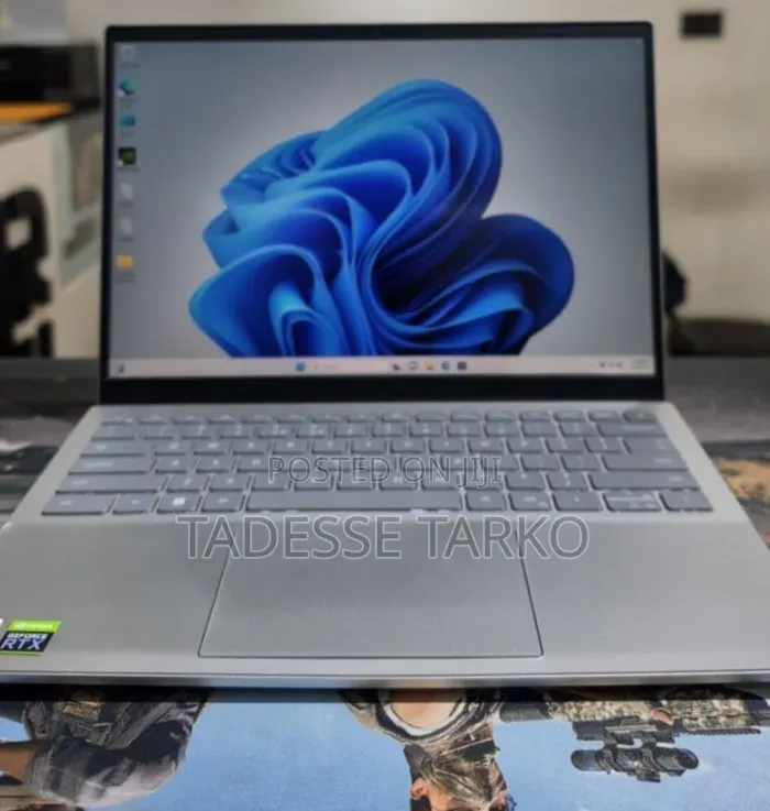 New Laptop Dell Inspiron 14 16GB Intel Core i7 SSD 512GB