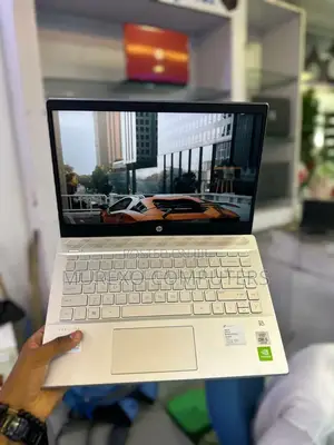 Laptop HP Pavilion 10 8GB Intel Core i5 SSD 512GB