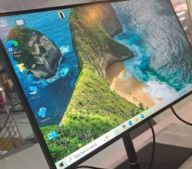Brand New Lenovo 27" Inch Frameless Monitor 2022/23