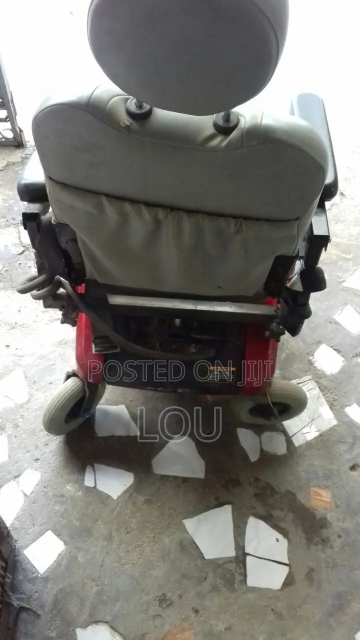 Pride Mobility Jet 2 Electric Wheelchair – Excellent Condition