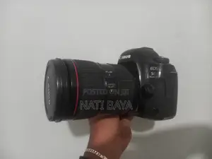 Canon 5d Mark Iv With 24-105mm Ii Lens [Urgent]