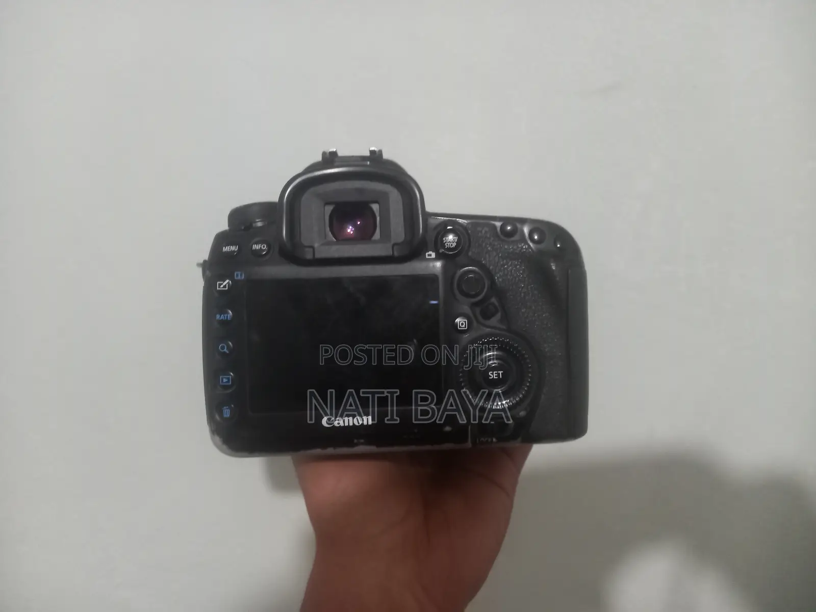Canon 5d Mark Iv With 24-105mm Ii Lens [Urgent]