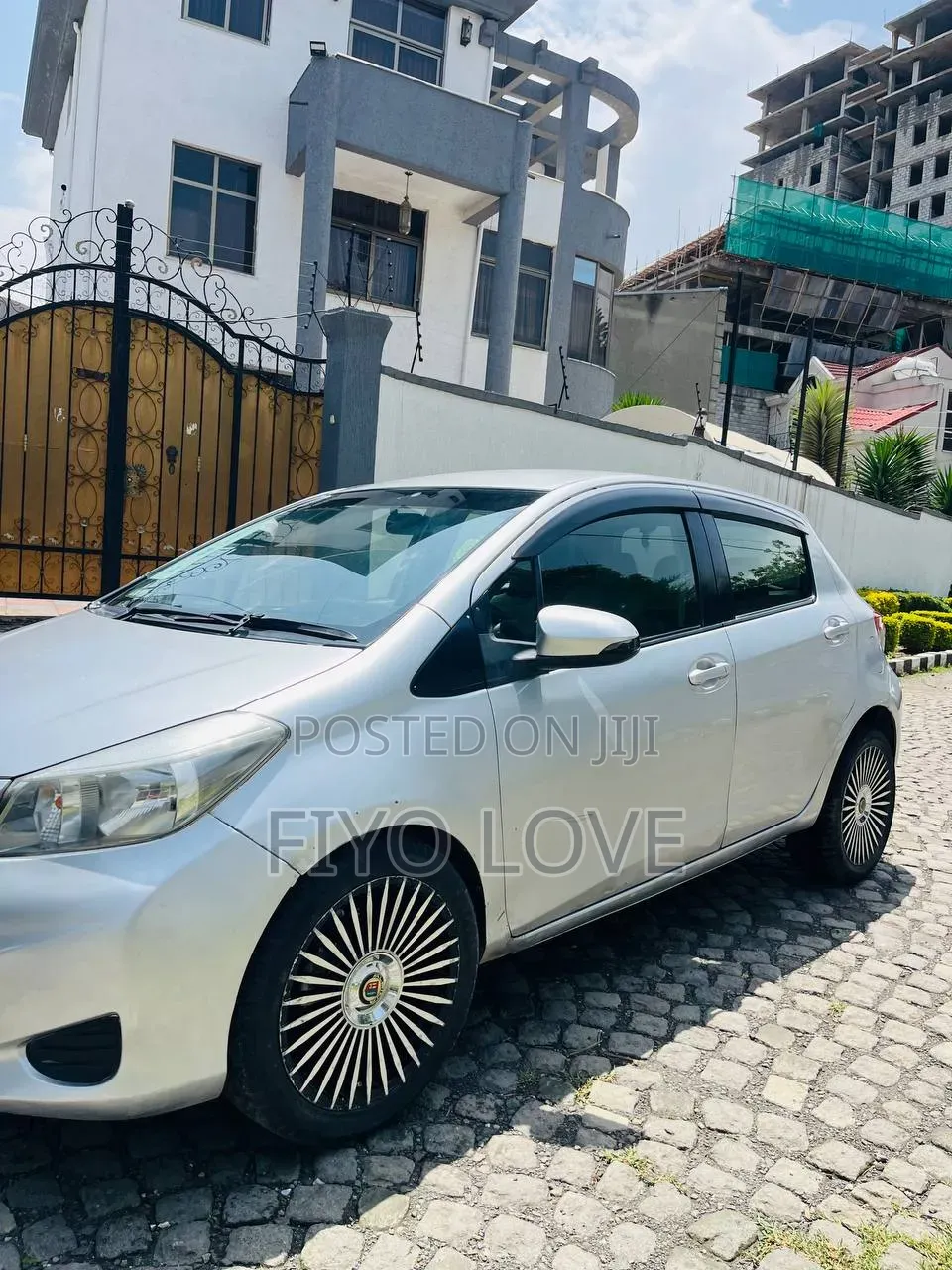 Toyota Yaris 2014 Silver