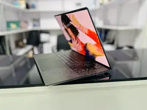 New Laptop Dell Precision 5470 16GB Intel Core i7 SSD 512GB