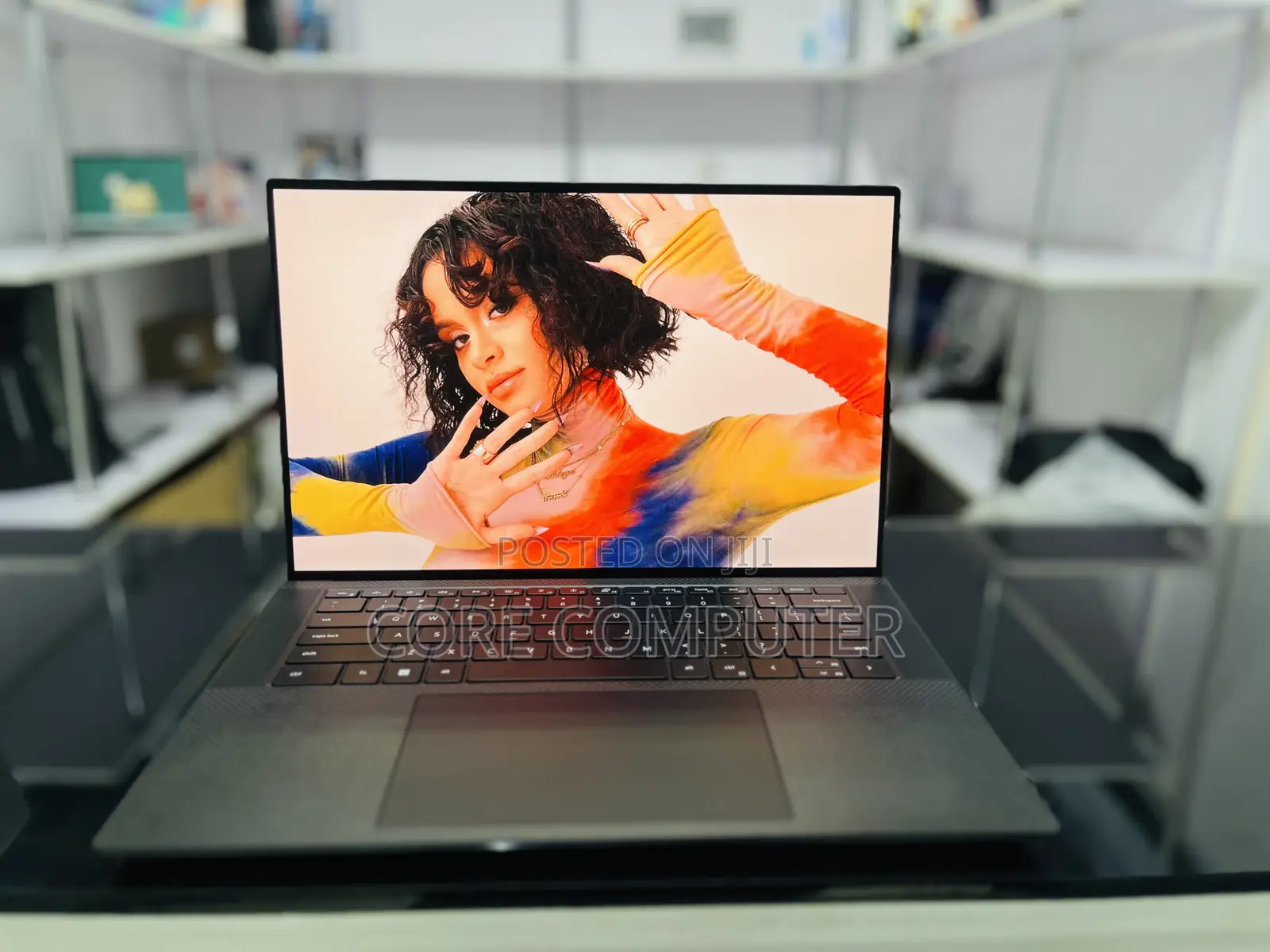 New Laptop Dell Precision 5470 16GB Intel Core i7 SSD 512GB