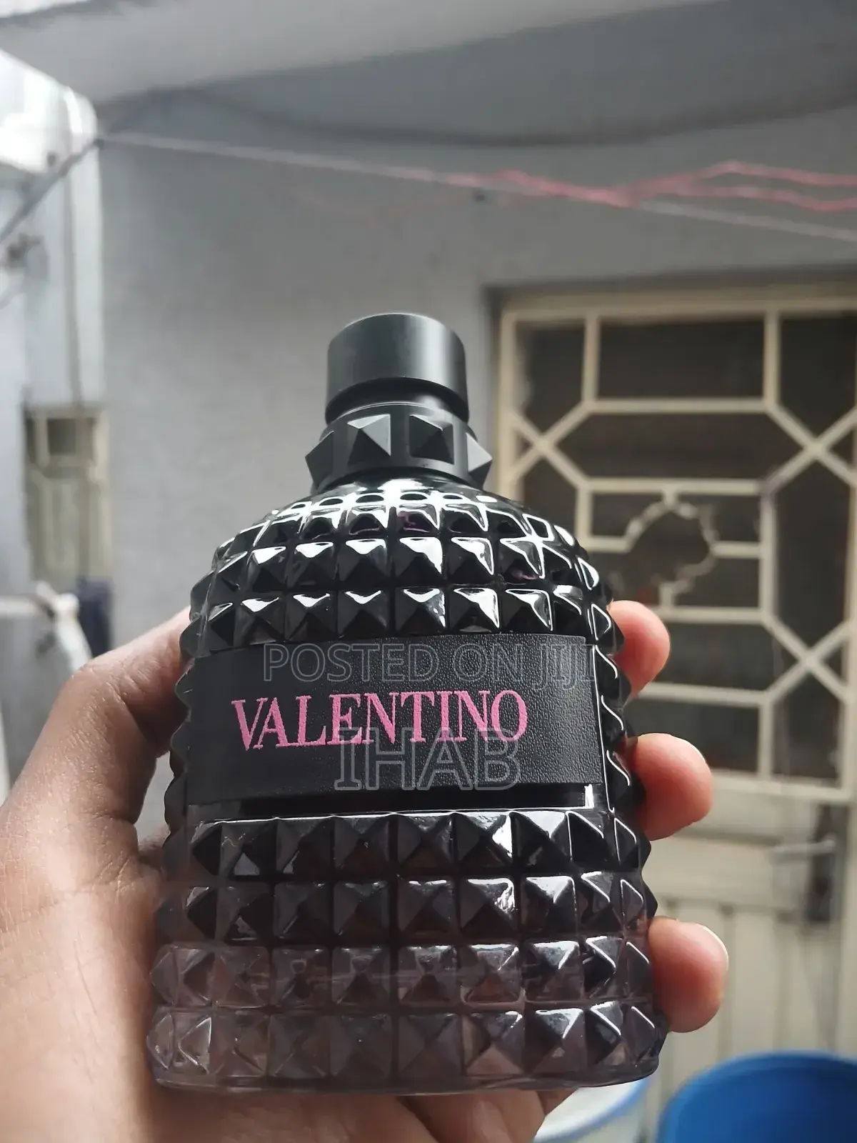 Valentino Uomo Born in Roma Intense – New