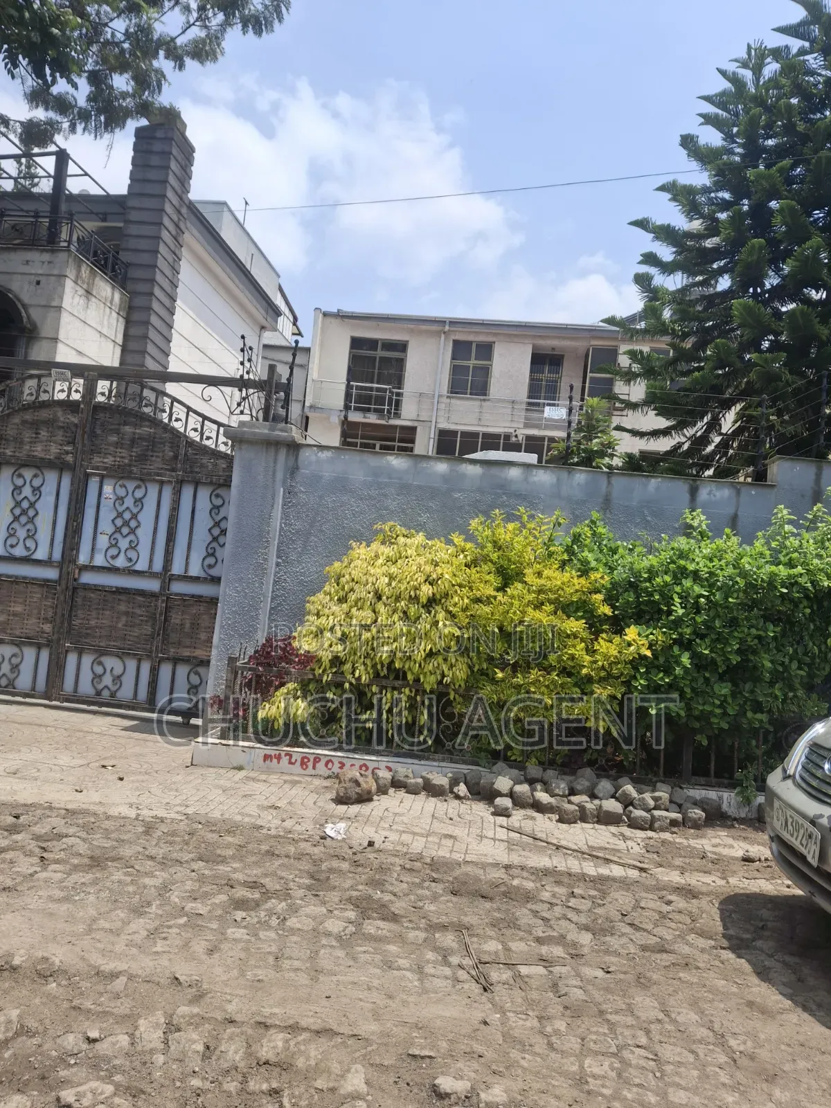 2bdrm Villa in Bole for sale