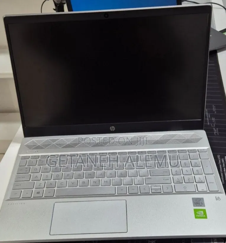 New Laptop HP Pavilion 15 8GB Intel Core i5 SSD 512GB