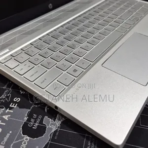 New Laptop HP Pavilion 15 8GB Intel Core i5 SSD 512GB