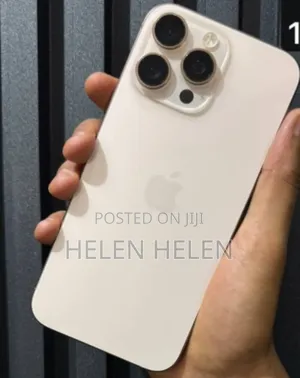 New Apple iPhone 16 Pro Max 256 GB Gold
