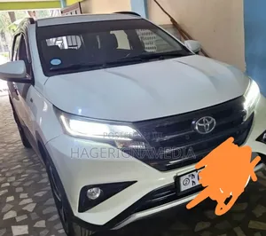 Toyota Rush 2023 White