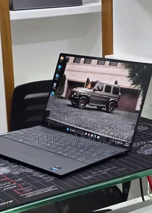 New Laptop Dell XPS 13 16GB Intel Core i7 SSD 512GB