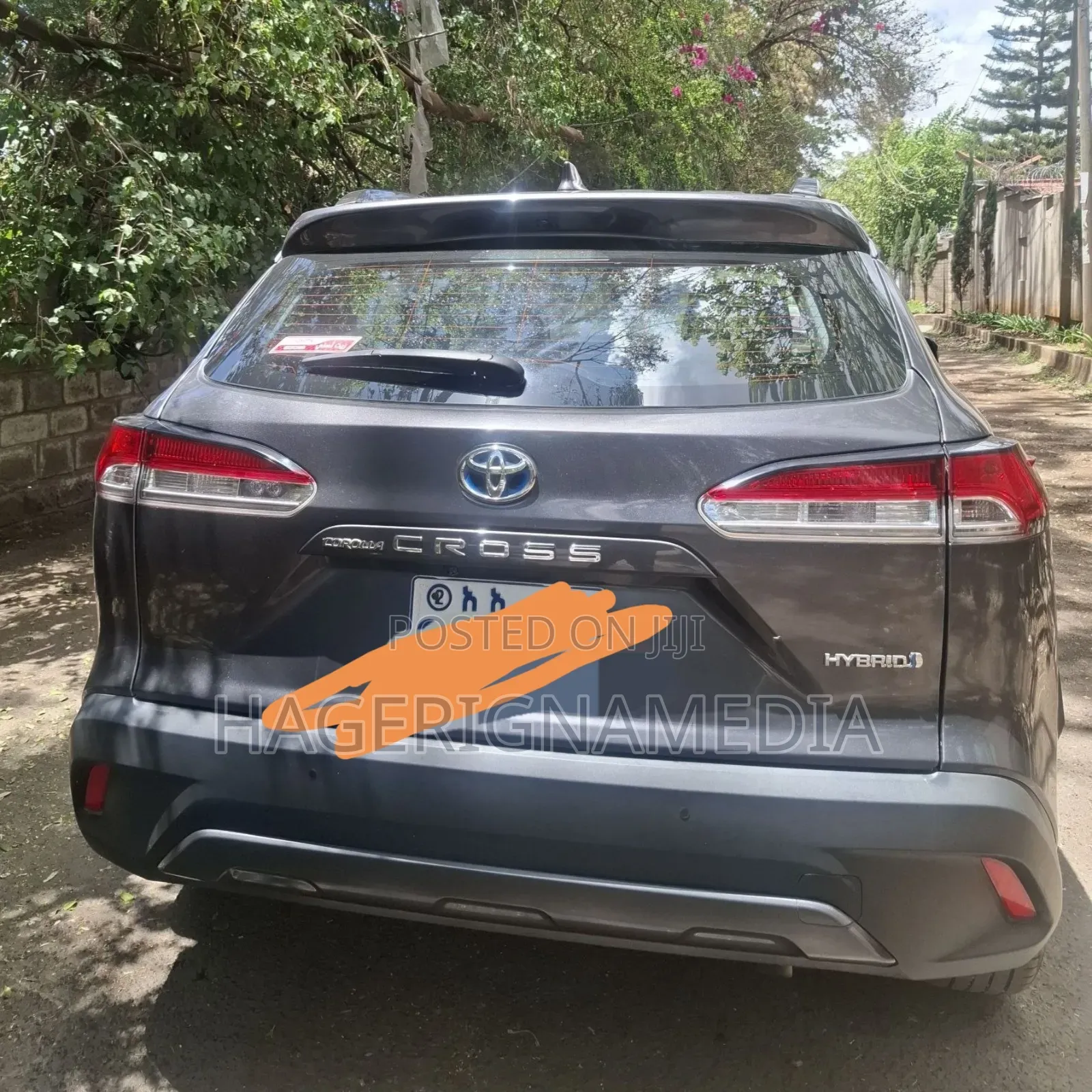 Toyota Corolla Cross Hybrid 2023 Gray