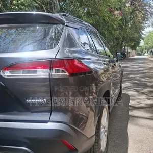 Toyota Corolla Cross Hybrid 2023 Gray
