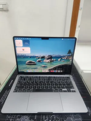 New Laptop Apple MacBook 16GB SSD 256GB