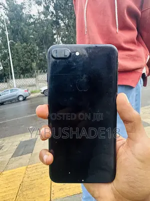 Apple iPhone 7 Plus 128 GB Black