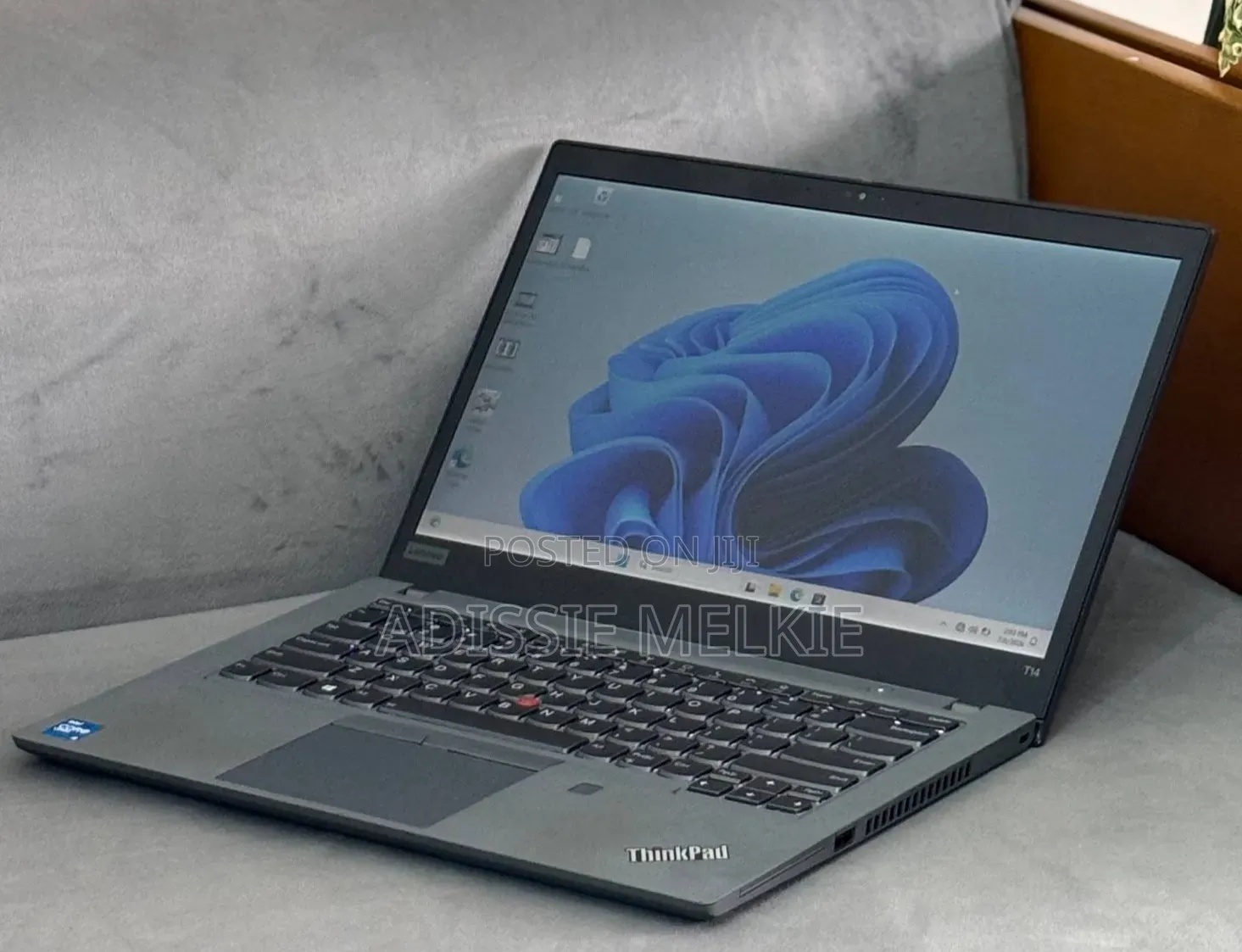 New Laptop Lenovo ThinkPad T14 16GB Intel Core i5 SSD 512GB