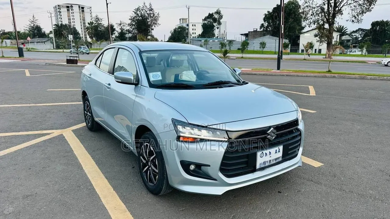 Suzuki Dzire 2025 Silver