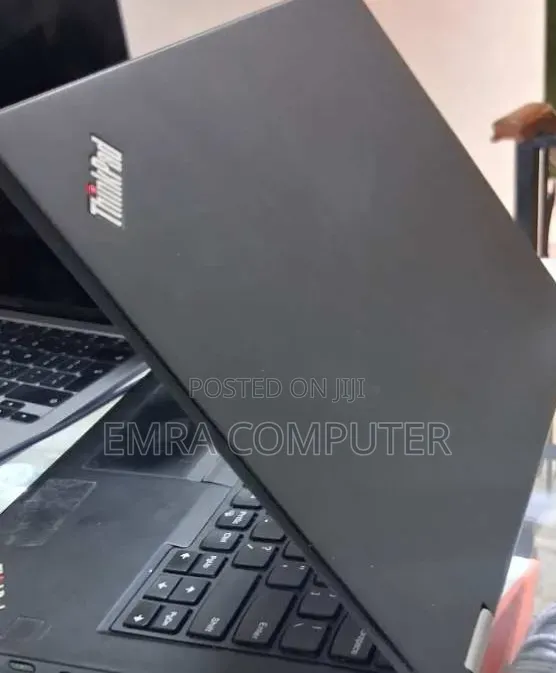 New Laptop Lenovo ThinkPad Yoga 370 8GB Intel Core i5 SSD 512GB