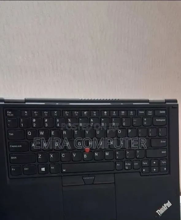 New Laptop Lenovo ThinkPad Yoga 370 8GB Intel Core i5 SSD 512GB