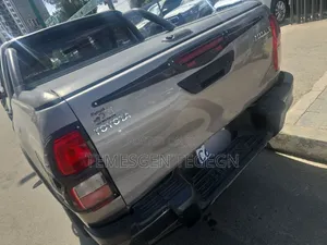 Toyota Hilux 2020