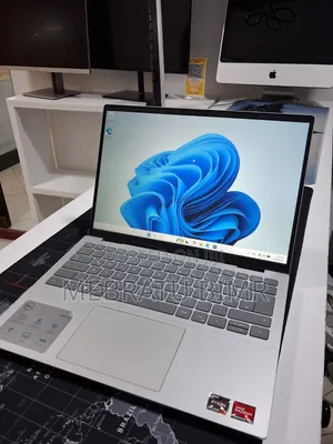 New Laptop Dell Inspiron 14 5435 16GB AMD Ryzen 7 SSD 1T